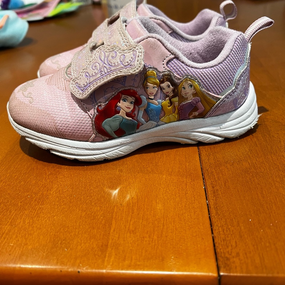 Girls Disney Princess light up sneakers